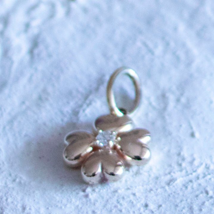 CLOVER LEAF PENDANT